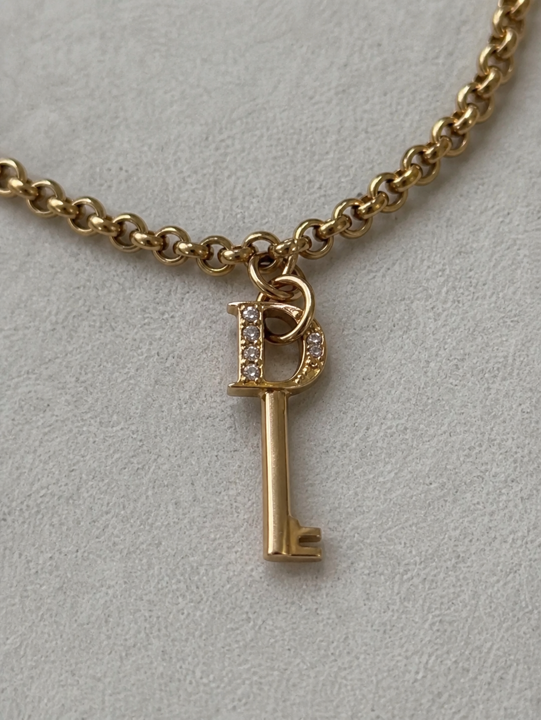 DIOR GALLIANO DAINTY KEY BRACELET (RARE)