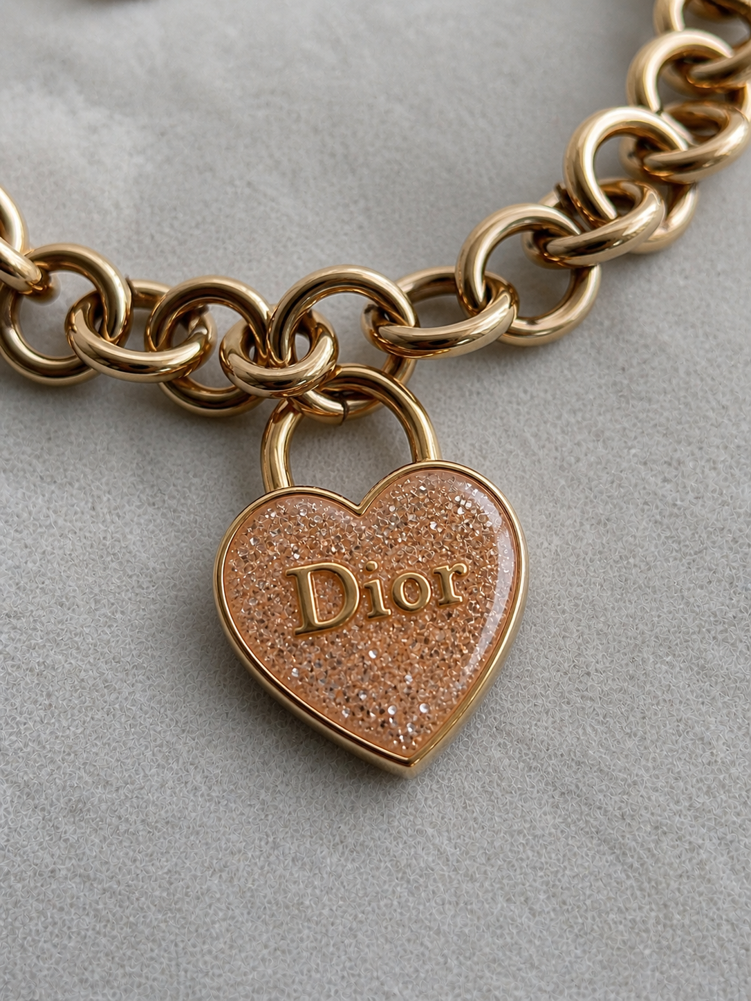 DIOR GALLIANO DAINTY HEART BRACELET (RARE)