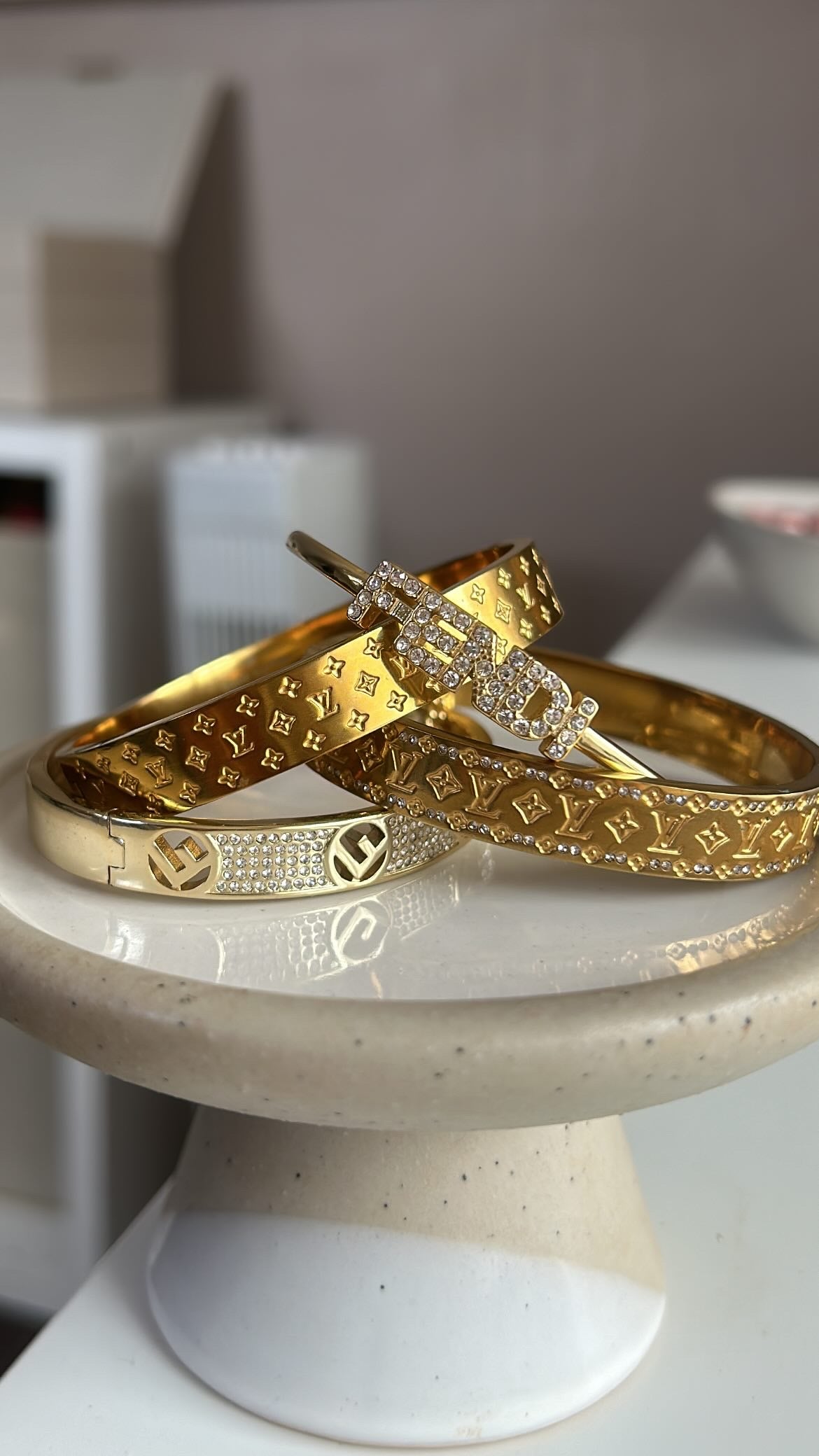 FENDI LETTER BRACELET (pre-order)