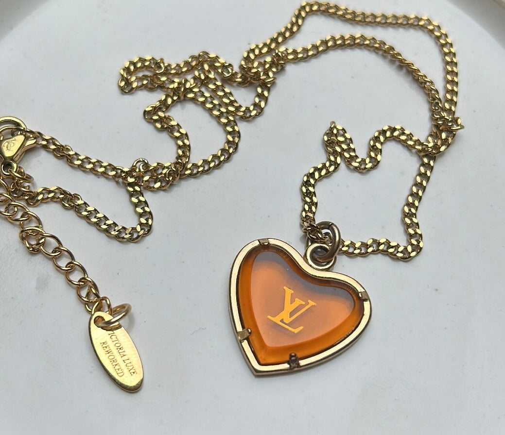 LOUIS VUITTON HEART VINTAGE NECKLACE