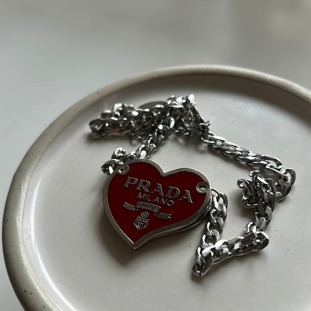 RED PRADA HEART SILVER