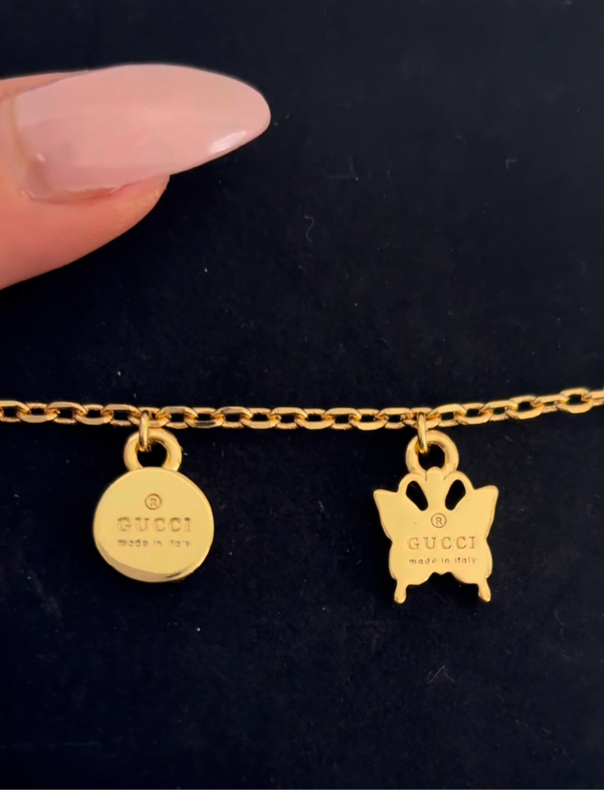 GUCCI DAINTY CIRCLE NECKLACE GOLD