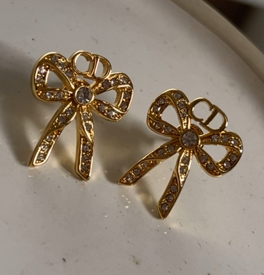 DIOR CD BOW EARRINGS (pre-order)