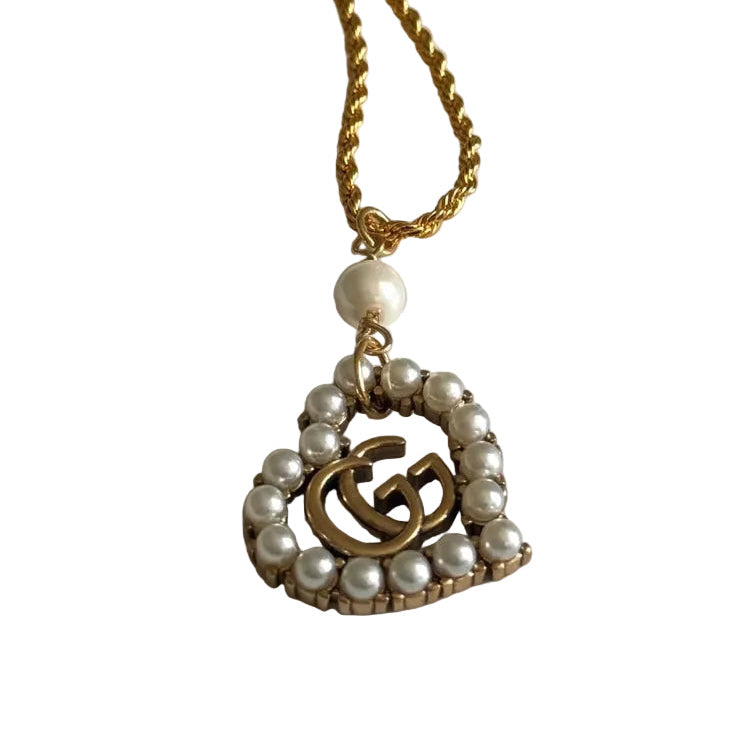 GUCCI PEARL HEART NECKLACE (pre-order)