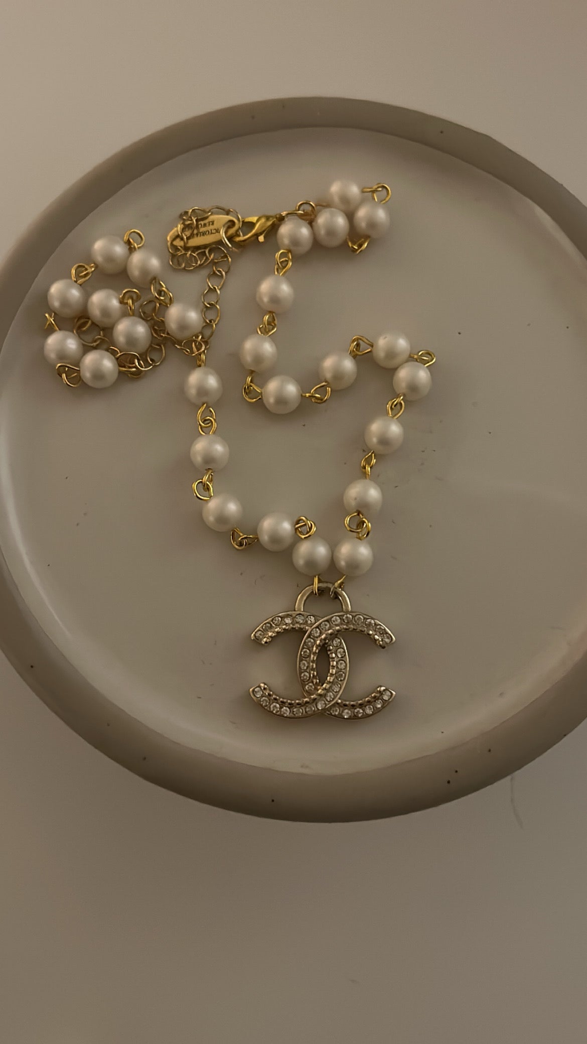 CC CHANEL VINTAGE PEARL NECKLACE (pre-order)