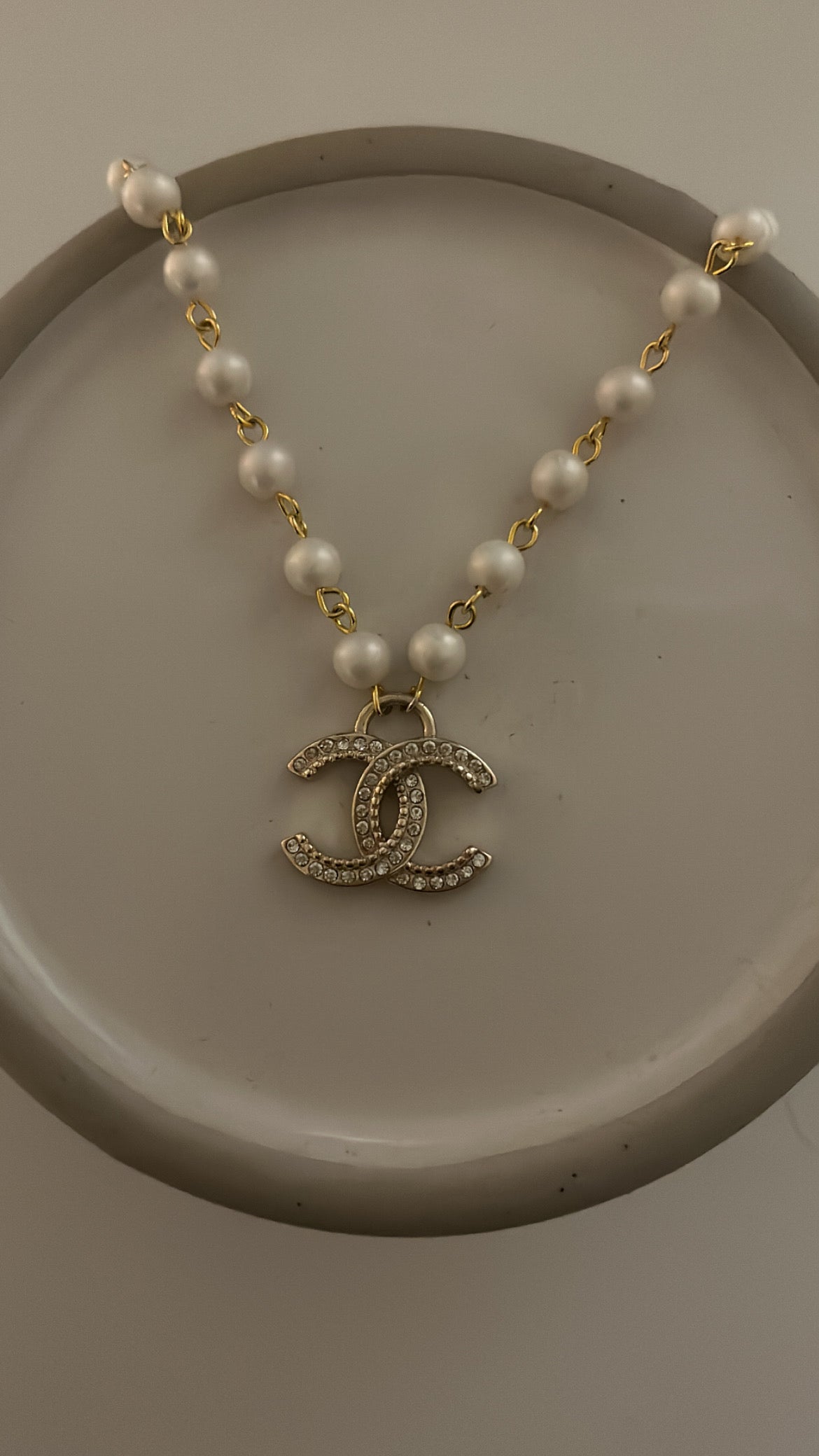 CC CHANEL VINTAGE PEARL NECKLACE (pre-order)