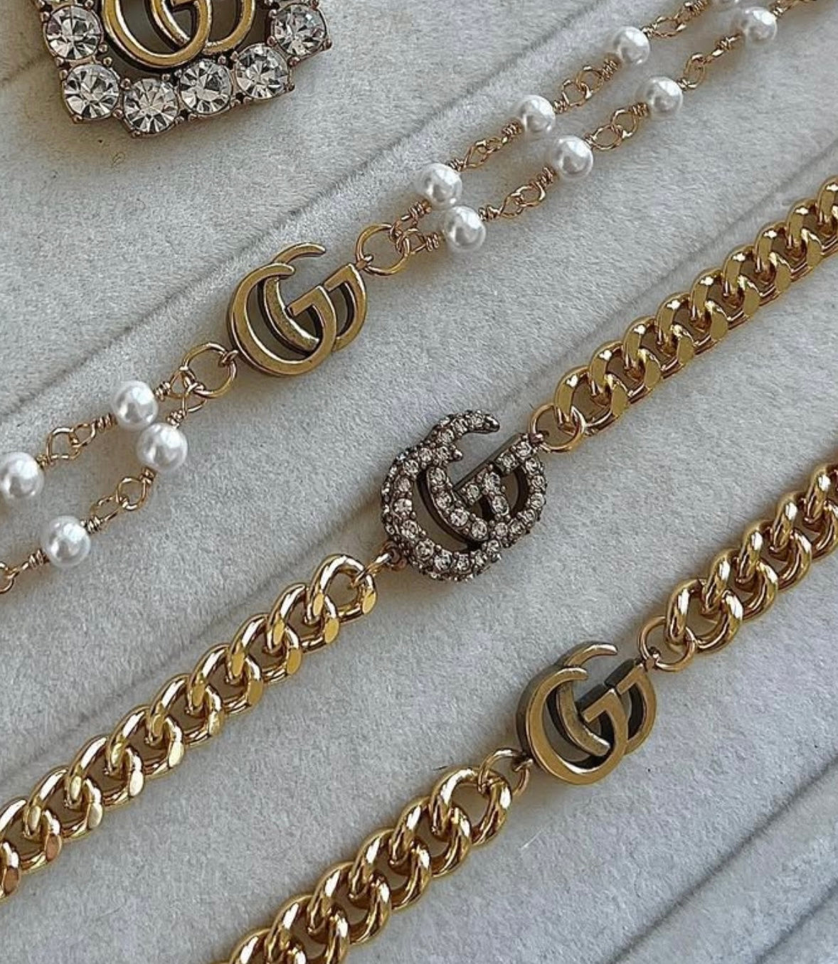 GUCCI GG LOGO CHOKER