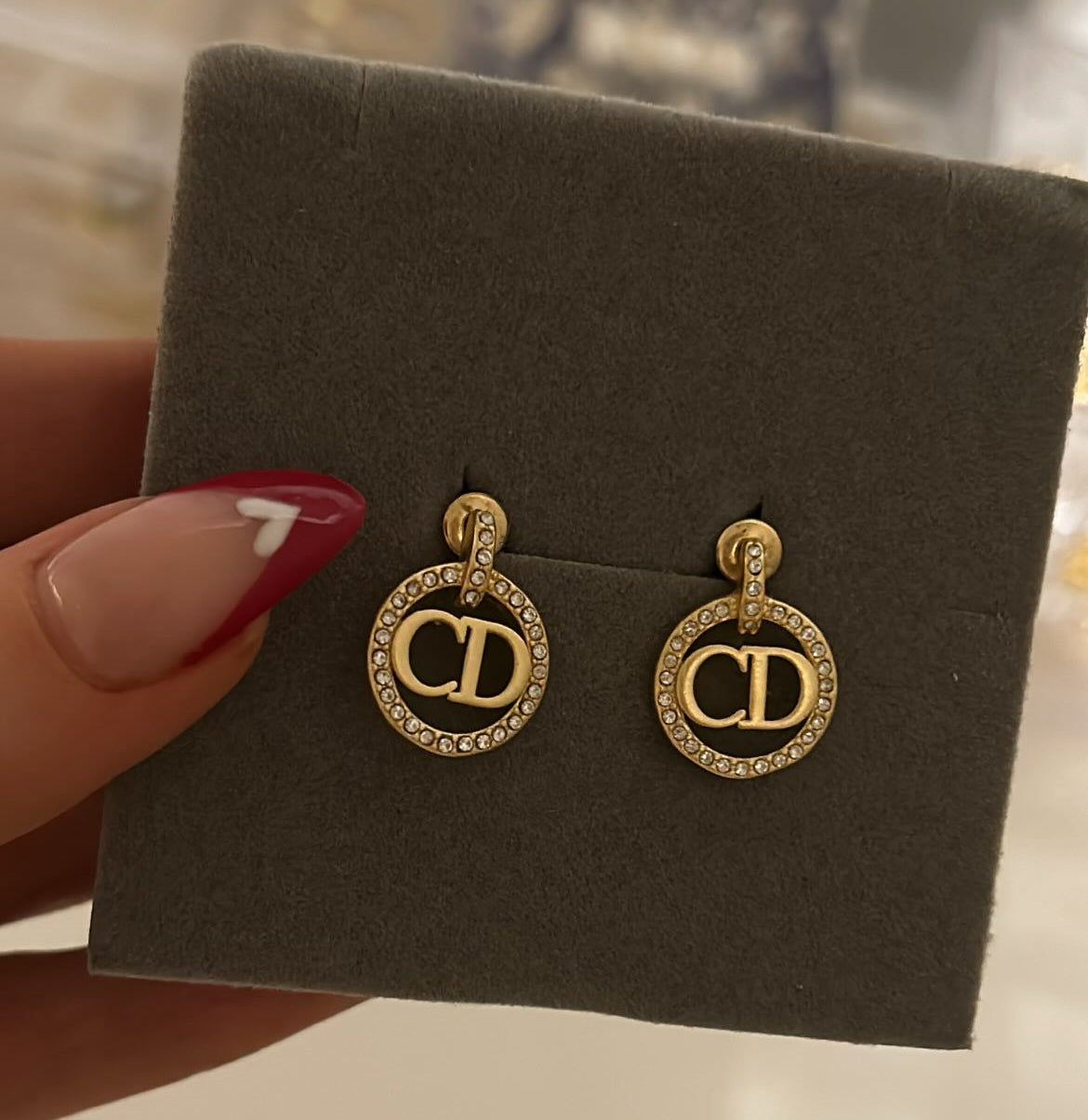 DIOR CD CIRCLE EARRINGS (pre-order)