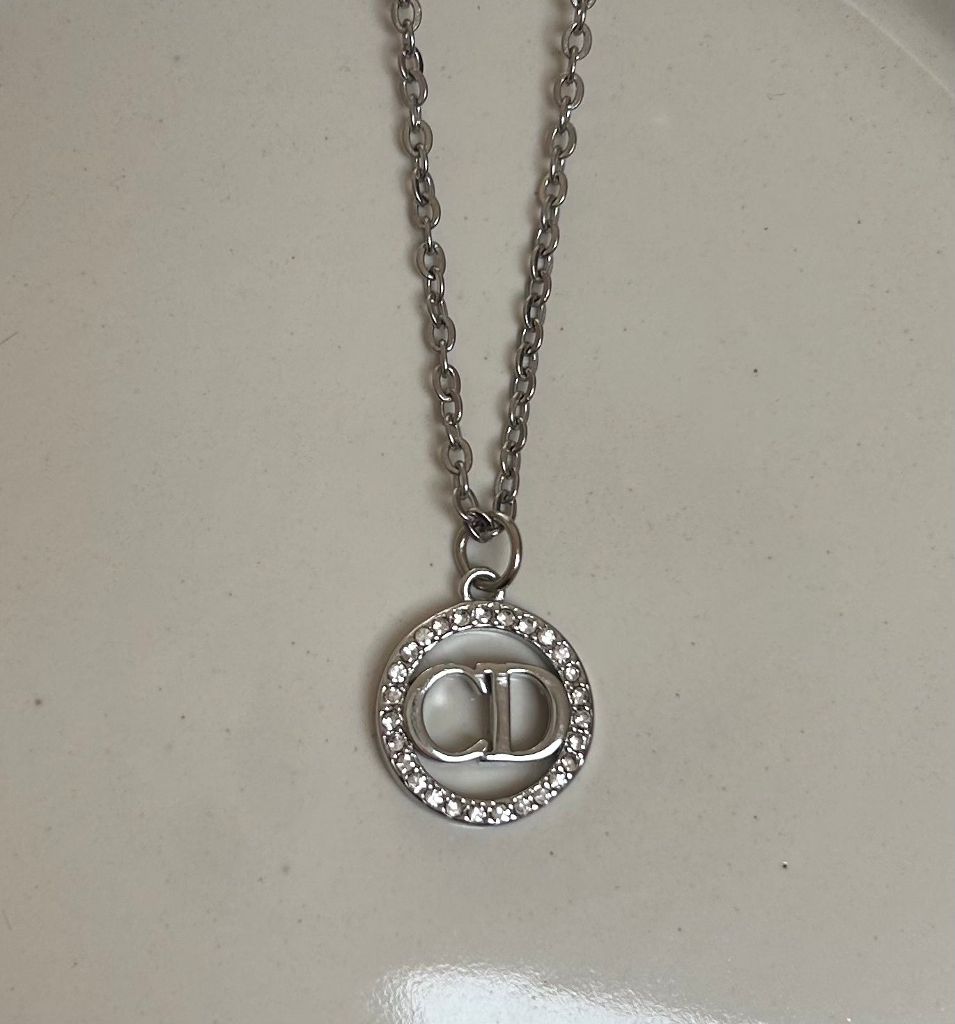 DIOR CD SILVER VINTAGE CIRCLE NECKLACE