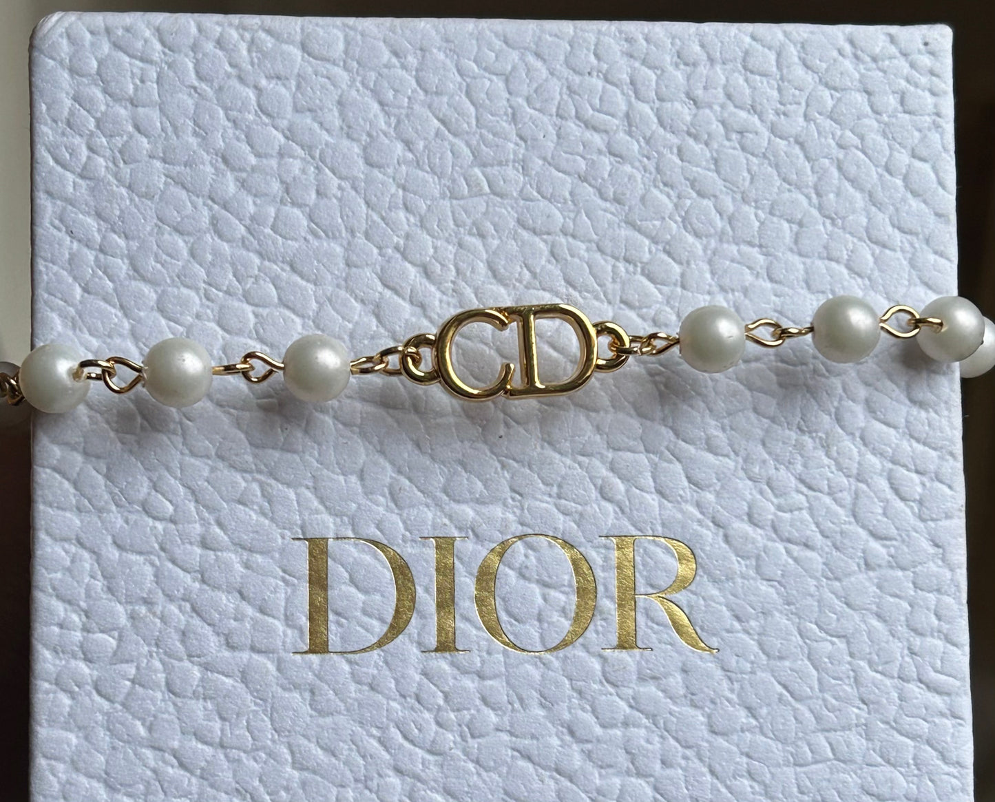 DIOR CD VINTAGE DAINTY PEARL CHOKER