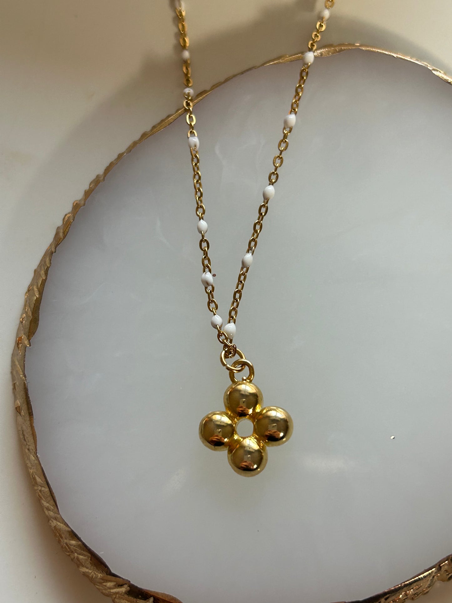 LOUIS VUITTON VINTAGE FLOWER DAINTY NECKLACE