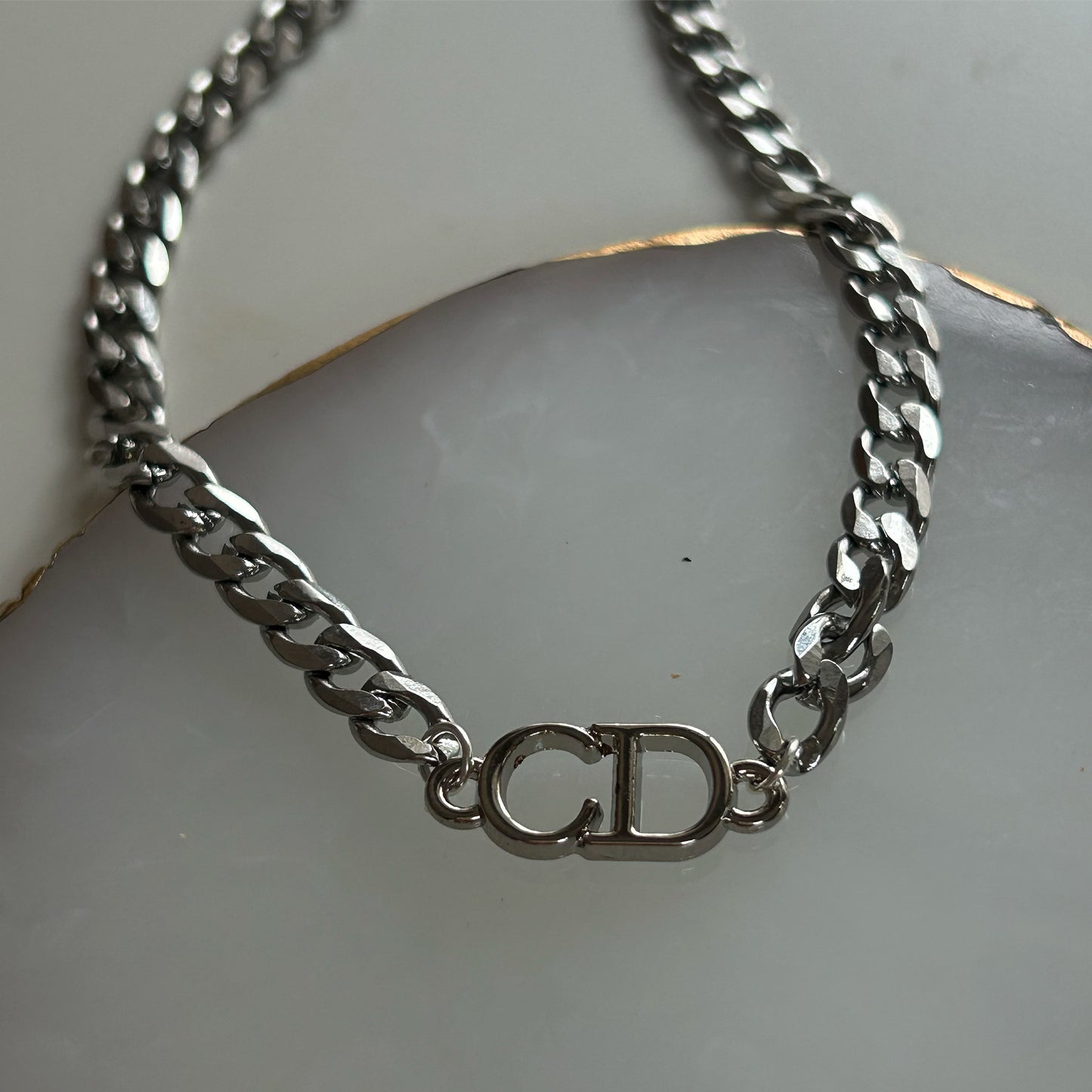 DIOR CD VINTAGE DAINTY CHOKER (SILVER)