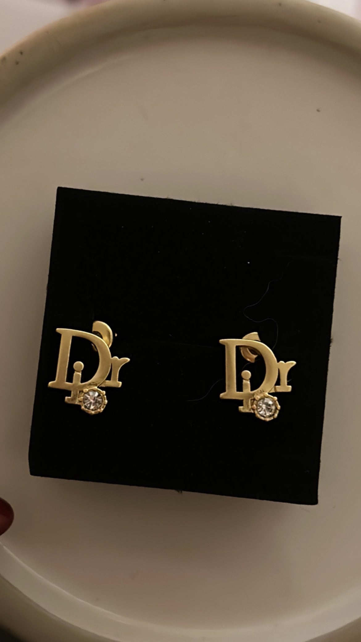 DIOR DAINTY EARRINGS