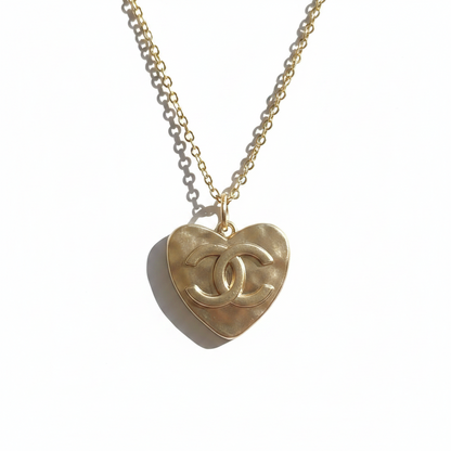 CHANEL VINTAGE HEART NECKLACE (pre-order)