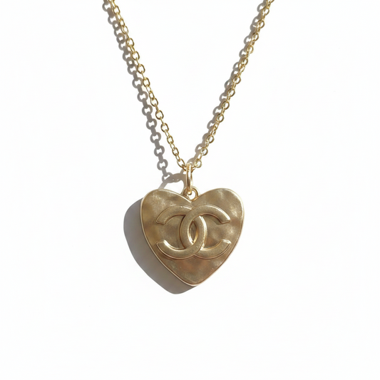 CHANEL VINTAGE HEART NECKLACE (pre-order)