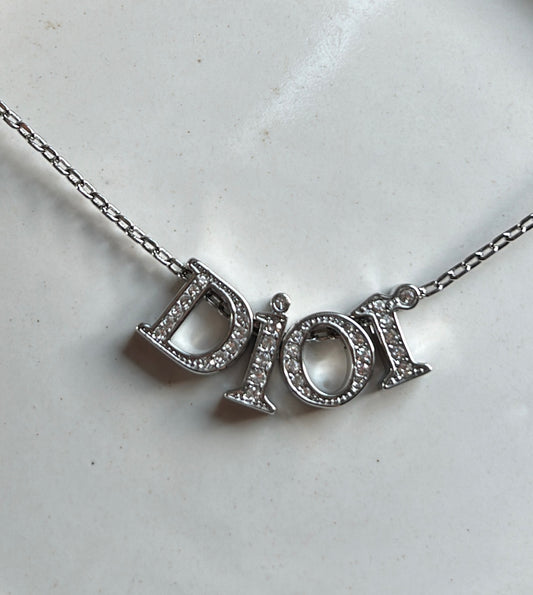 DIOR SILVER SPELLOUT NECKLACE