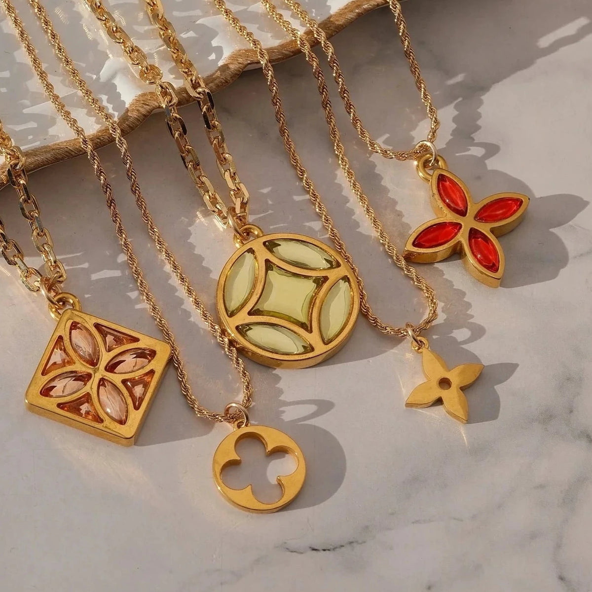 LOUIS VUITTON FLEUR DE PERIDOT CRYSTAL NECKLACE