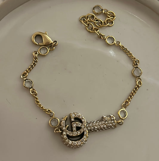 GUCCI KEY DIAMANTÈ BRACELET