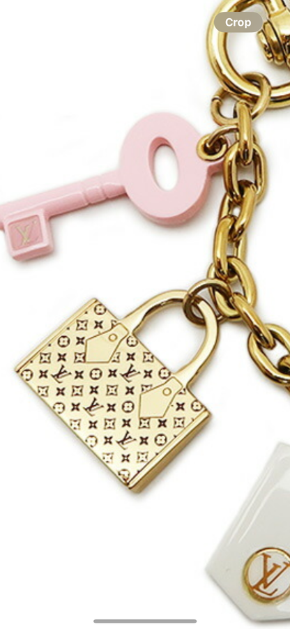 LOUIS VUITTON BAG SQUARE ICONICS NECKLACE