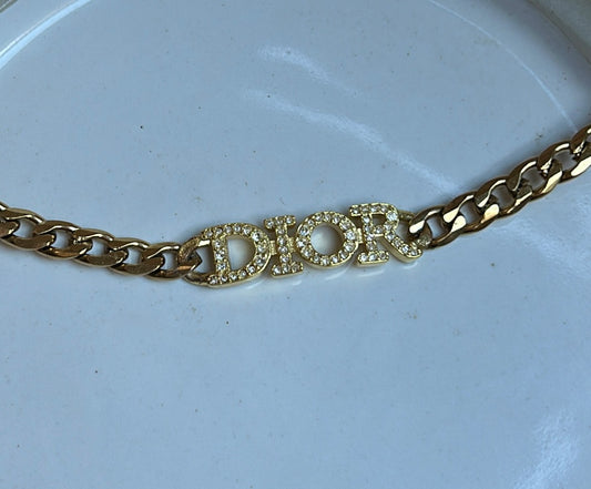 DIOR DIAMANTÈ LETTER CHOKER