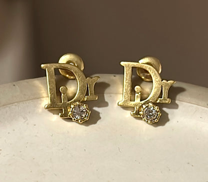 DIOR DAINTY EARRINGS