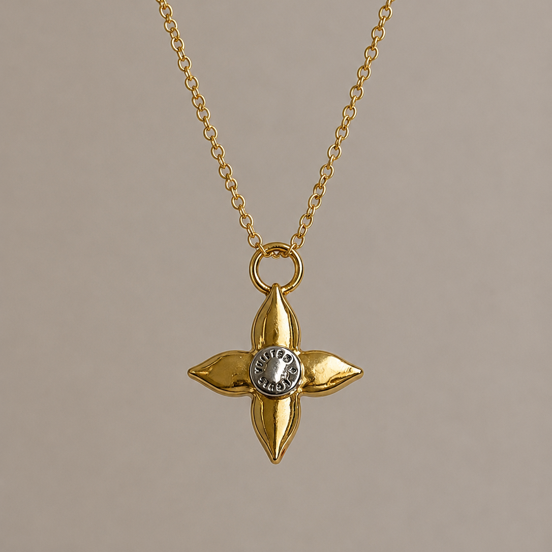 LOUIS VUITTON FLEUR DE MONOGRAM STAR NECKLACE