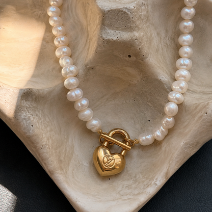 LOUIS VUITTON PEARL HEART CLASP NECKLACE