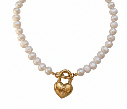 LOUIS VUITTON PEARL HEART CLASP NECKLACE