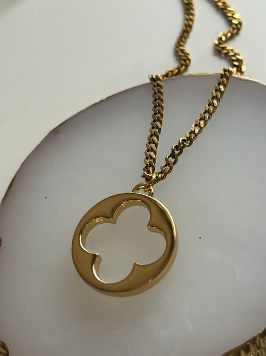LOUIS VUITTON LARGE LOGO NECKLACE – Victoria Luxe Reworked