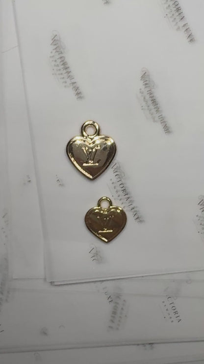 LOUIS VUITTON HEART LOGO DAINTY NECKLACE